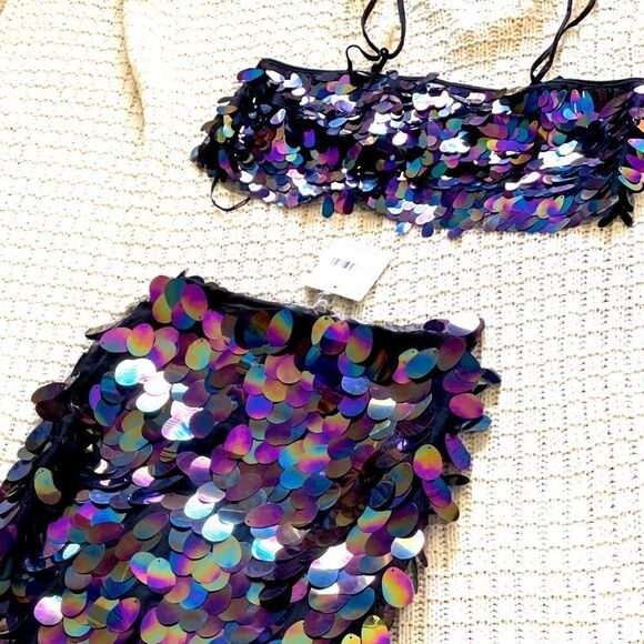 🆕 NWT Big Sequin Set, Multicolor 🌸🌸🎉HOST PICK🎉🌸🌸 - Picture 3 of 4